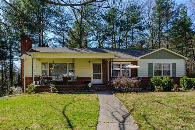 1960s Kenilworth Ranch on huge .47 acre lot
