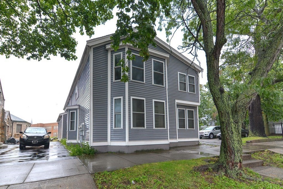 89 Broad St unit 1, Lynn, MA 01902 - photo 1