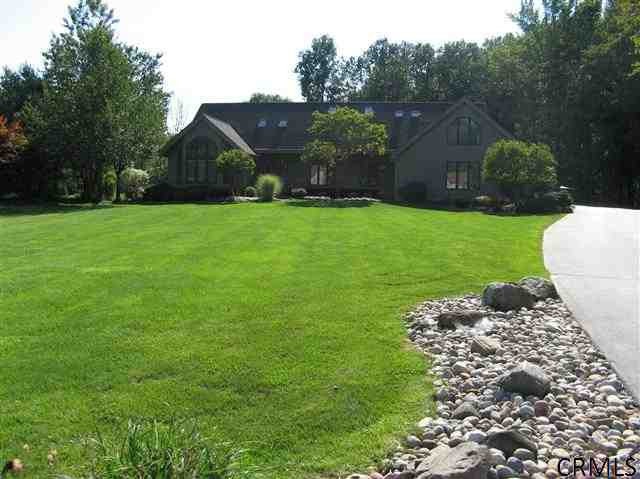 1457 Fox Hollow Rd, Schenectady, NY 12309 - photo 1