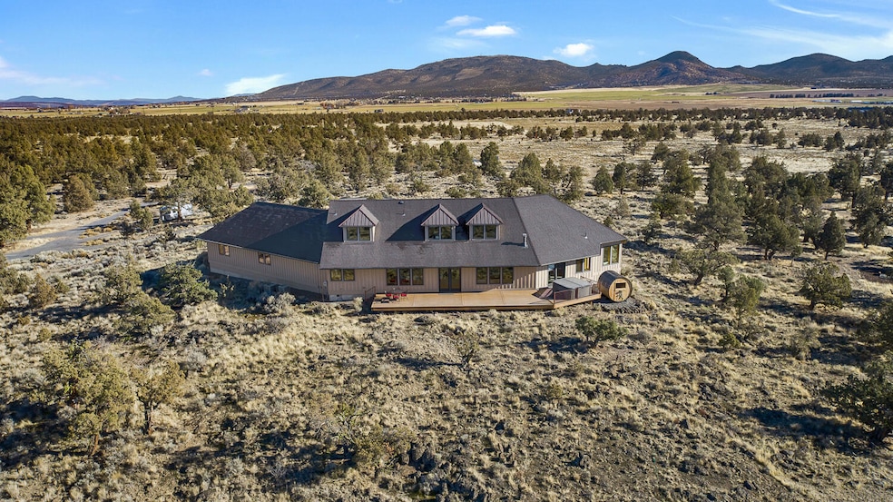 11039 SW Ranch Rd, Powell Butte, OR 97753 - photo 1