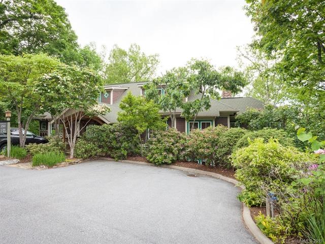 250 Creekside Way unit C-301, Burnsville, NC 28714 - photo 1