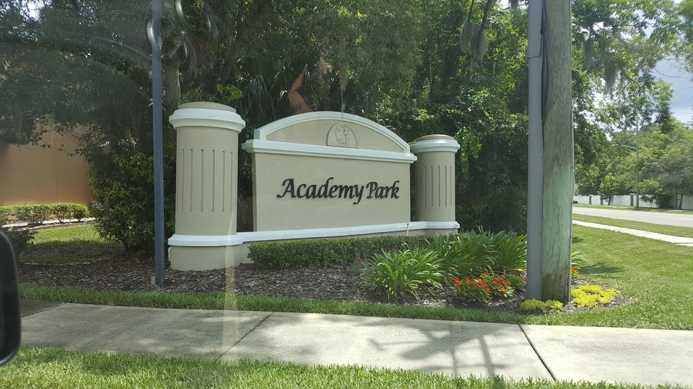 10657 Academy Park Dr, Jacksonville, FL 32218 - photo 1