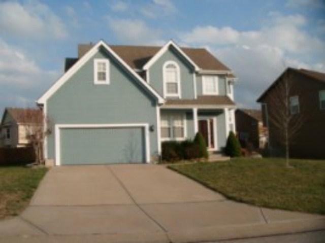 5717 Marion St, Shawnee, KS 66218 - photo 1