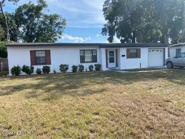 5746 Cedar Forest Dr S, Jacksonville, FL 32210 - photo 1