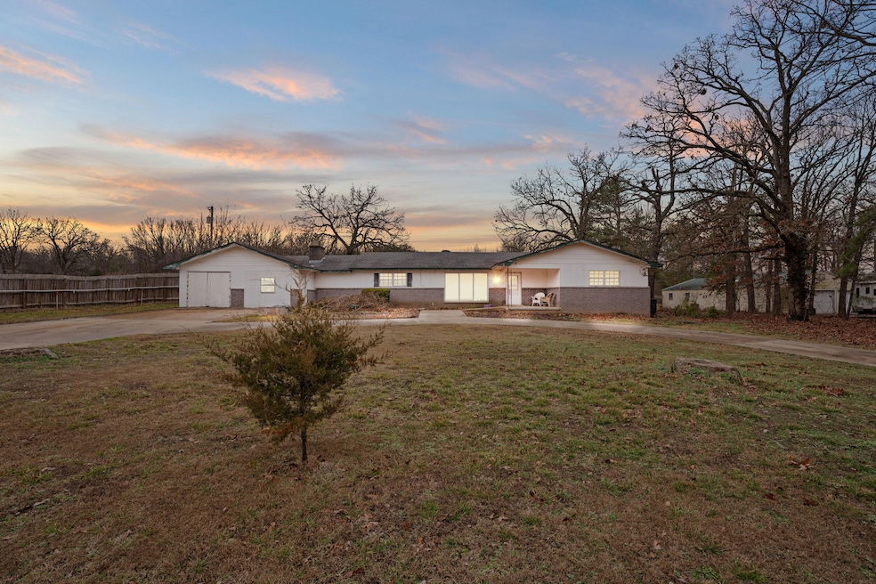 Pending $185,000 • Co-Listing Agent