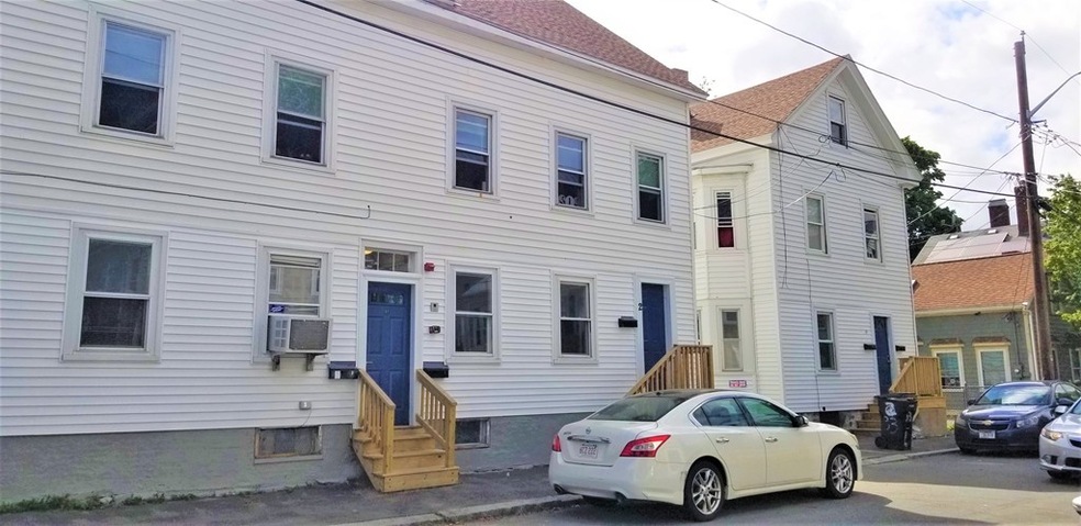 33 Upham St, Salem, MA 01970 - photo 1