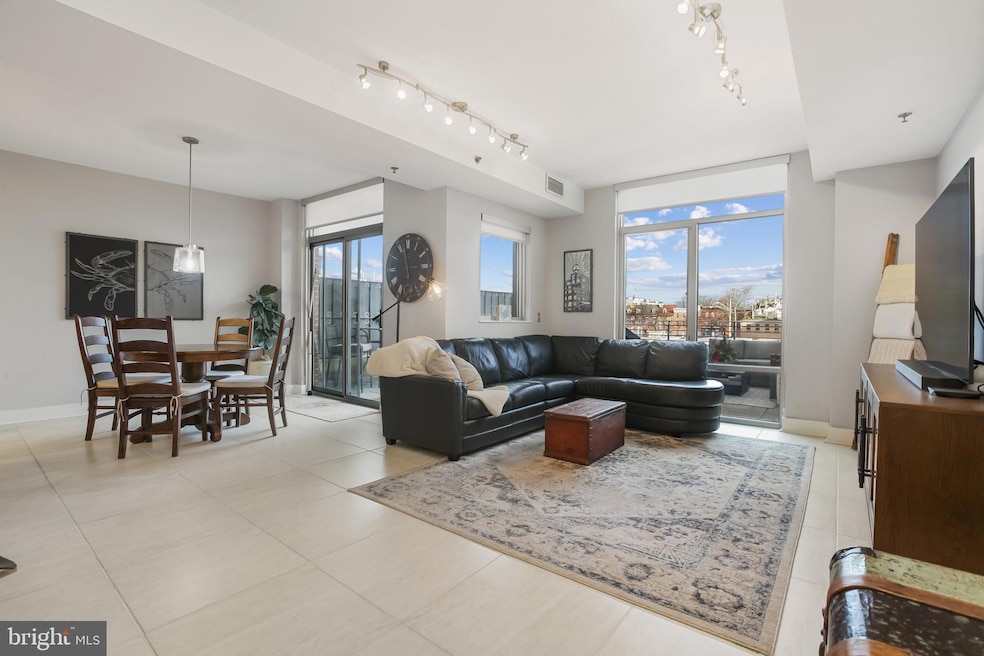 1400 Lancaster St unit 303, Baltimore, MD 21231 - photo 1