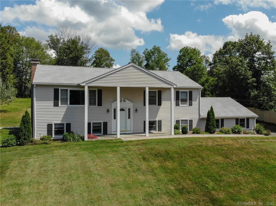 13 Meadow Dr, Brookfield, CT 06804 - photo 1