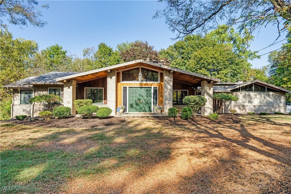 60 Warner Rd, Hubbard, OH 44425 - photo 1