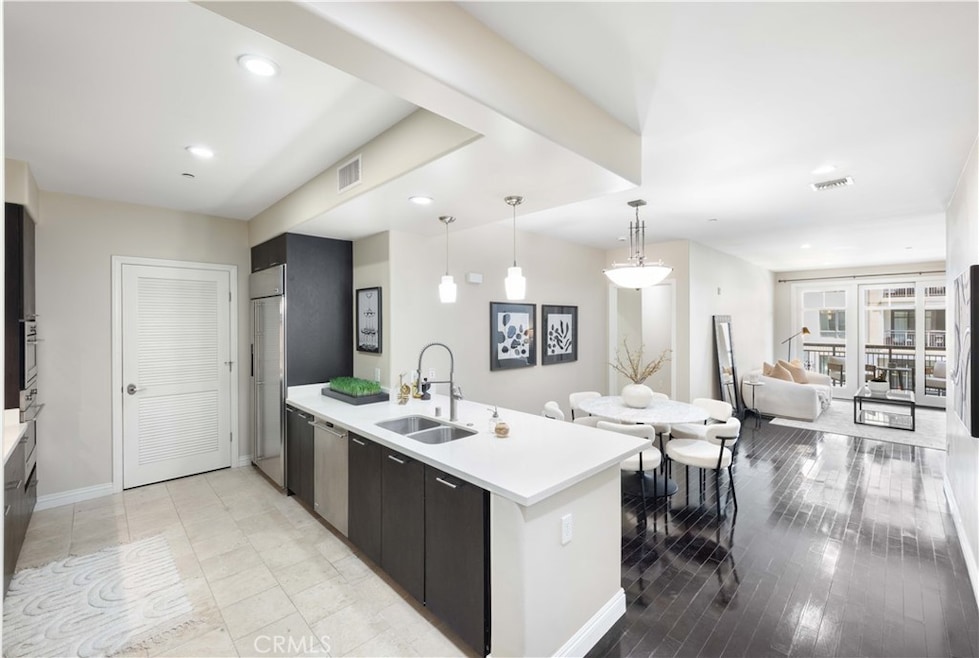 Sold $1,115,000 • Co-Listing Agent