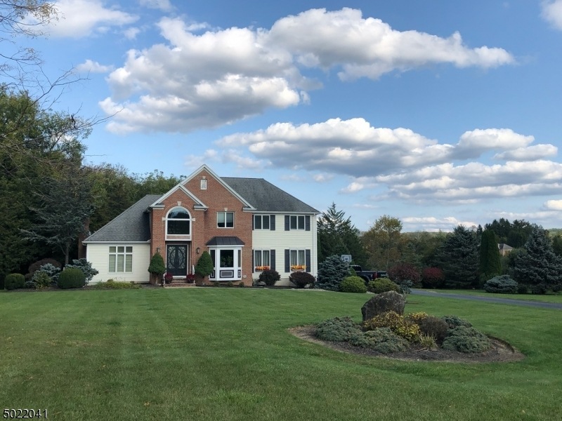 2 Spring Hunter Ct, Andover, NJ 07821 - photo 1