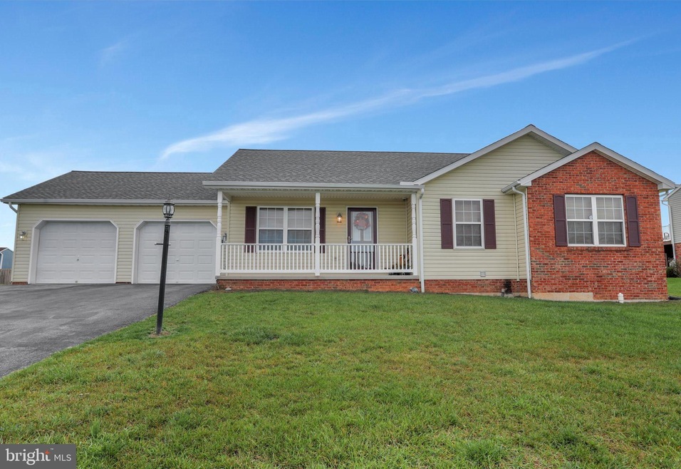 18844 Diller Dr, Hagerstown, MD 21742 - photo 1