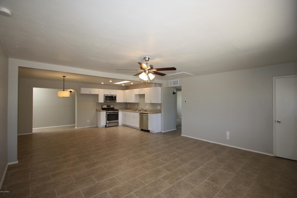 2711 N Los Altos Ave, Tucson, AZ 85705 - photo 1