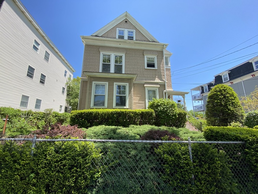 211 Holland St unit 1, Somerville, MA 02144 - photo 1