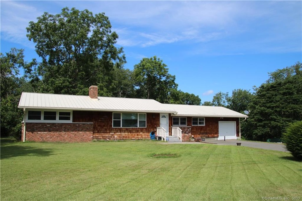 51 Monroe St, Waterford, CT 06385 - photo 1