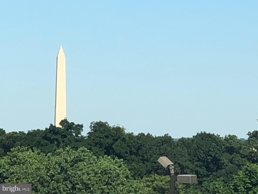 1121 Arlington Blvd unit 215, Arlington, VA 22209 - photo 1