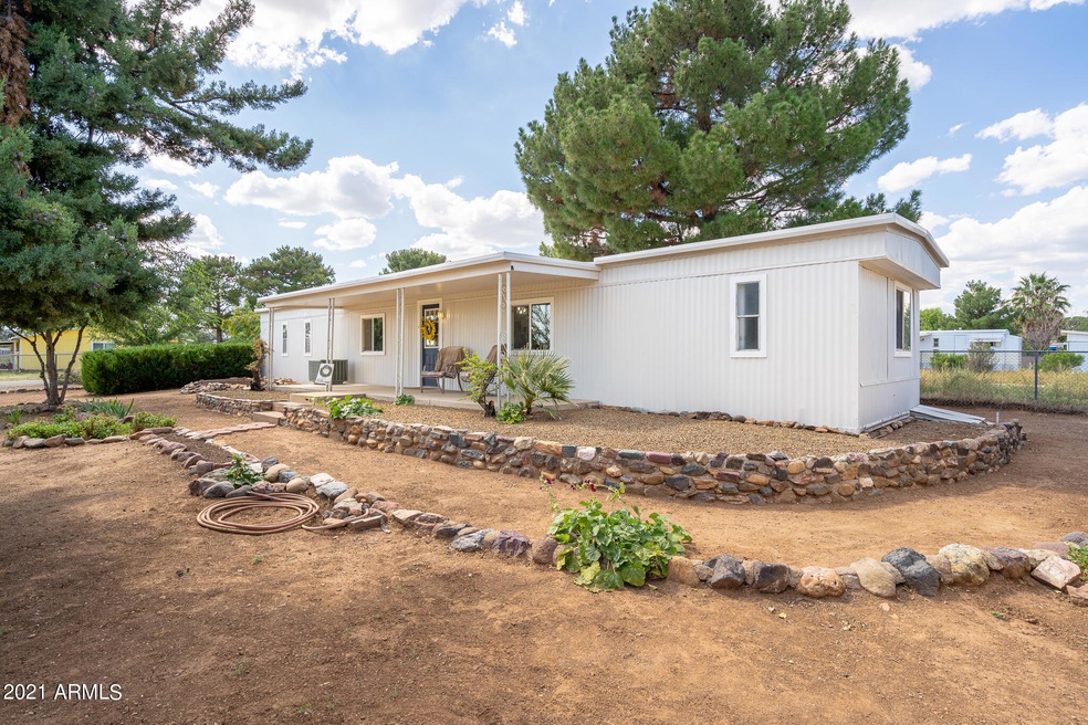 01_Exterior_06