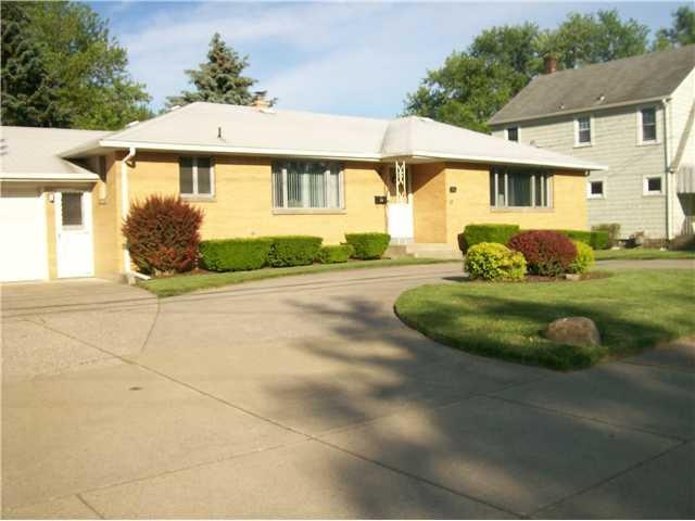 743 Payne Ave, North Tonawanda, NY 14120 - photo 1