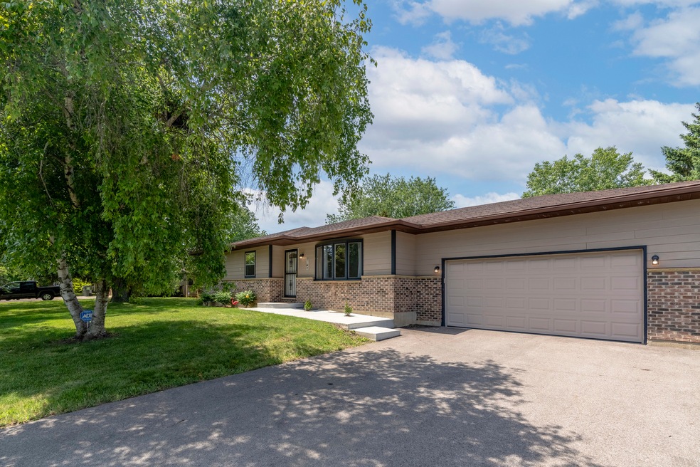 Sold $250,000 • Co-Listing Agent