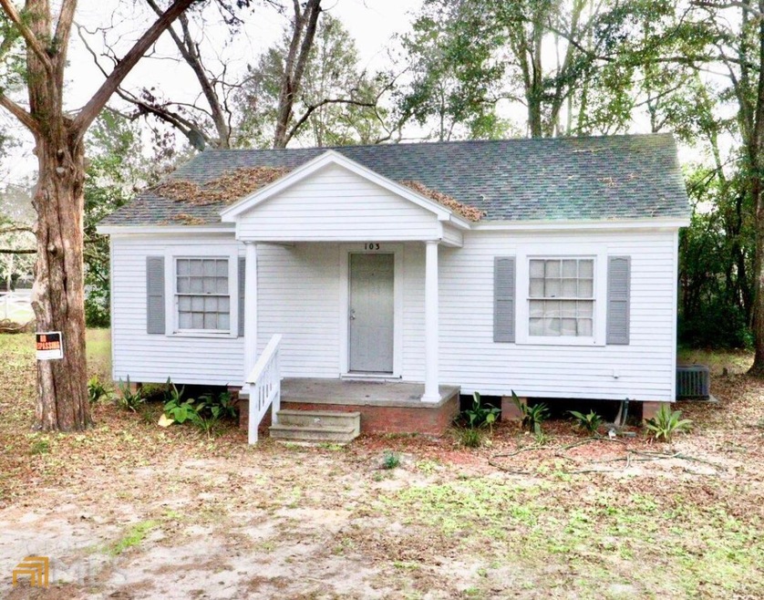 103 W Bryan St, Sparks, GA 31647 - photo 1