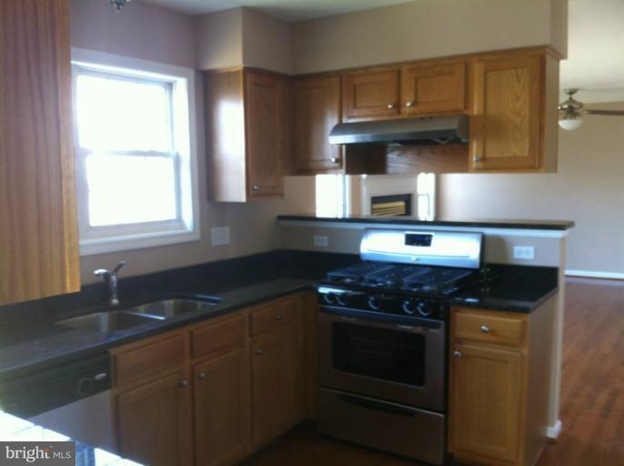 7 Joplin Ct, Stafford, VA 22554 - photo 1