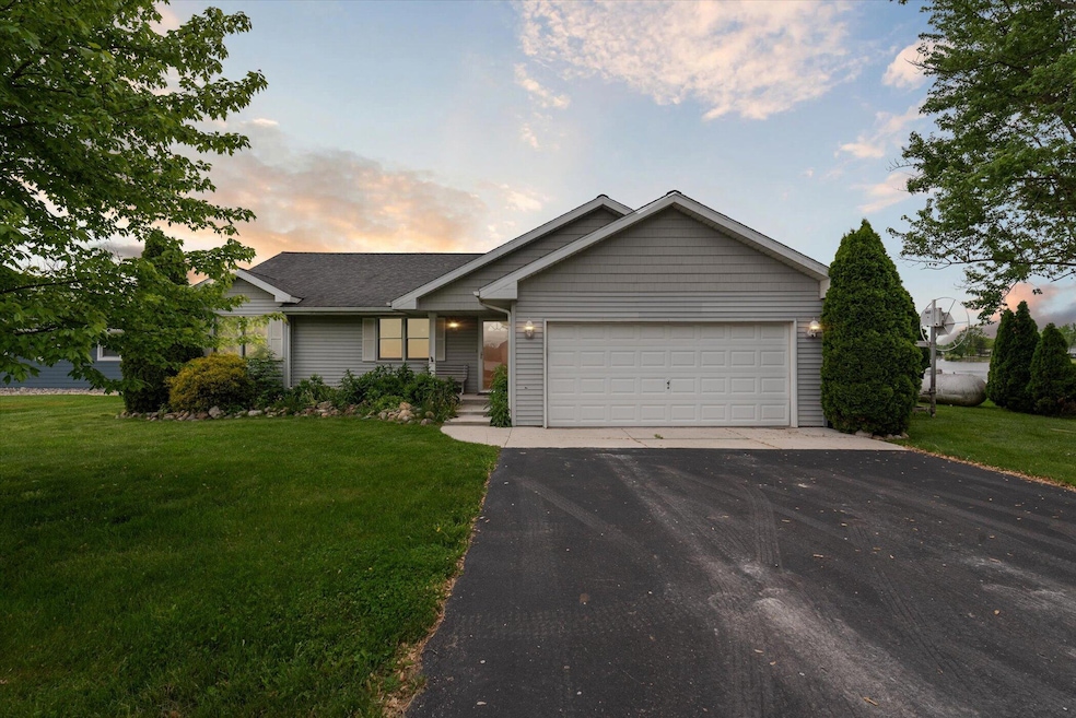 01-14814-Lark-Dr-Camden-MI-49232-WindowS