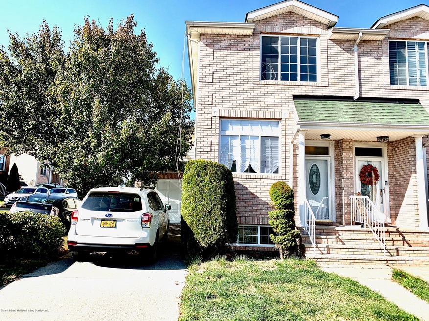 117 Anthony St, Staten Island, NY 10309 - photo 1