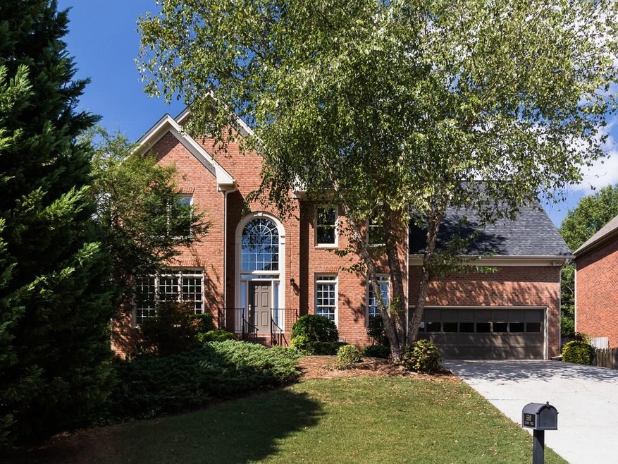 Gorgeous newly renovated 4 side brick home!
