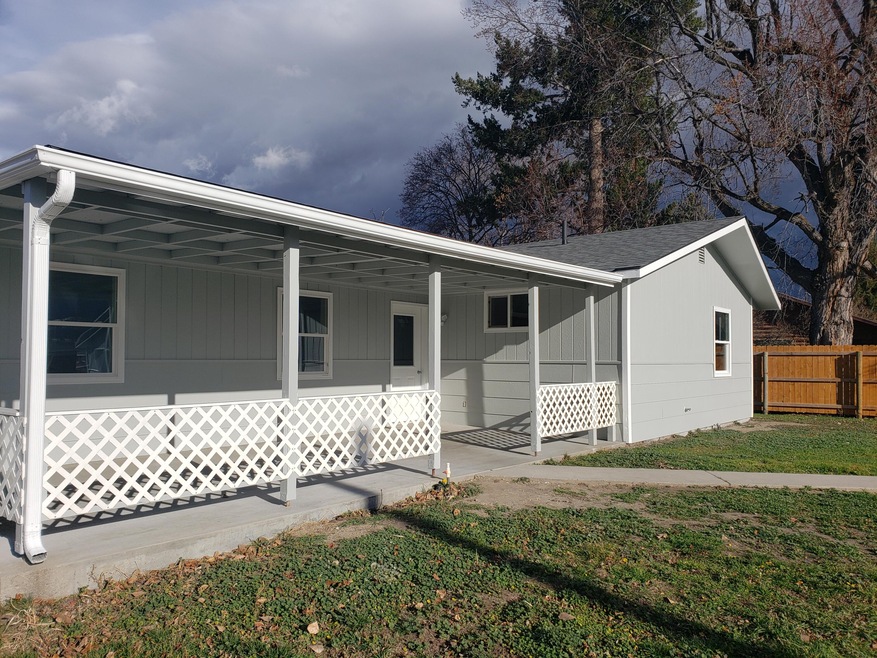 Main Photo