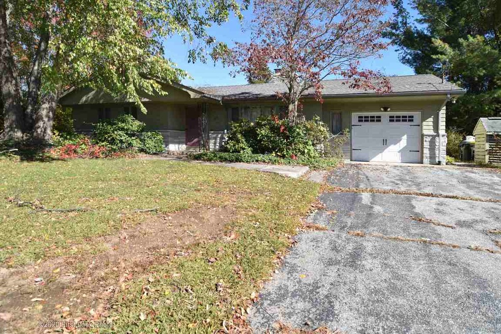 241 Harris Rd, Smithfield, RI 02917 - photo 1