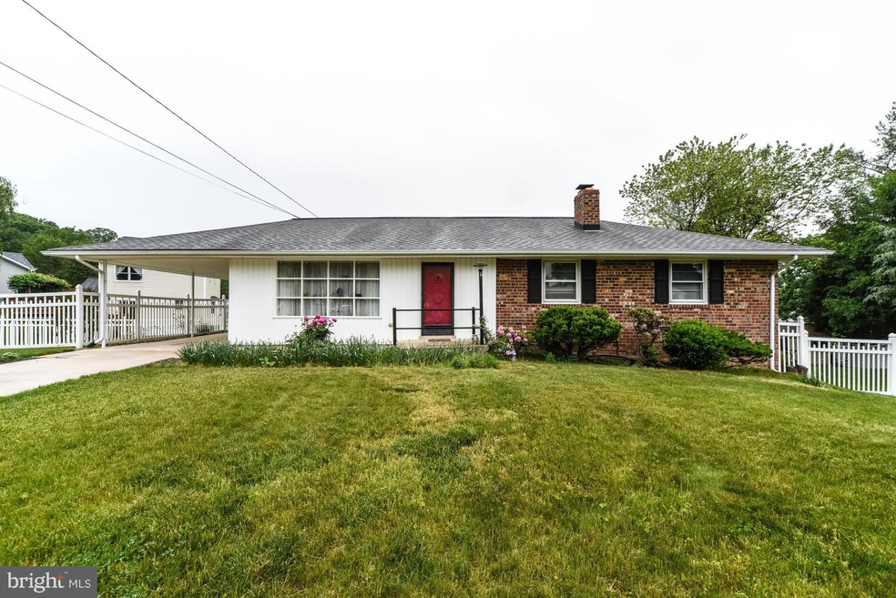 5 Chapel View Ct, Silver Spring, MD 20904 - photo 1