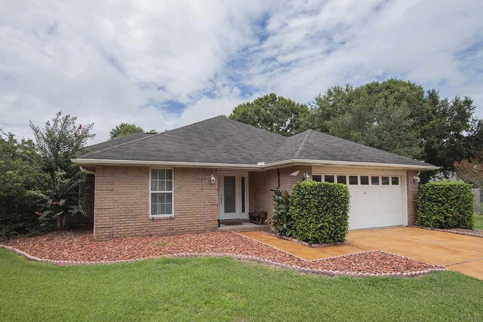 3010 Harlington Place, Cantonment, FL 32533 - photo 1