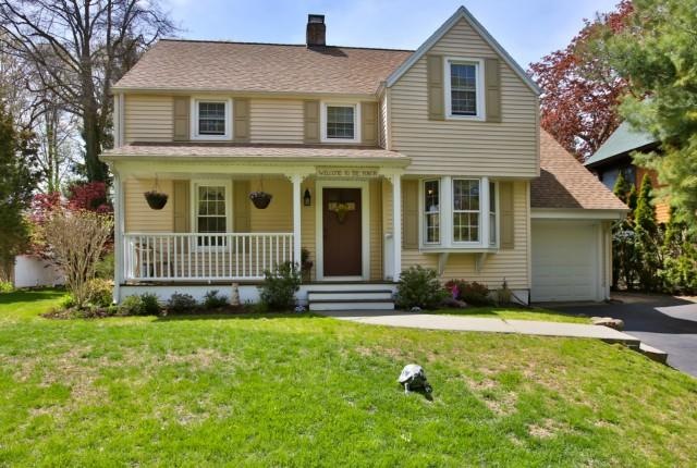 80 Oriole Ln, Trumbull, CT 06611 - photo 1