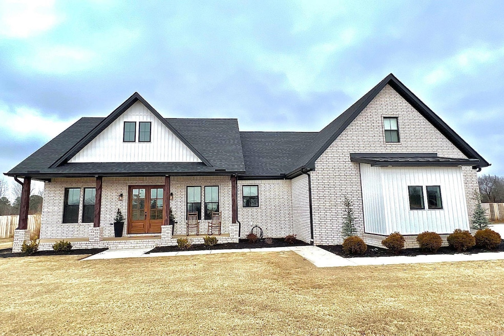 Sold $449,900 • Co-Listing Agent