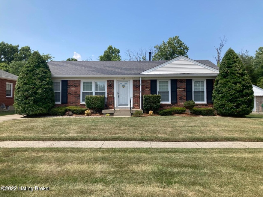 8921 Brandywyne Dr, Louisville, KY 40291 - photo 1