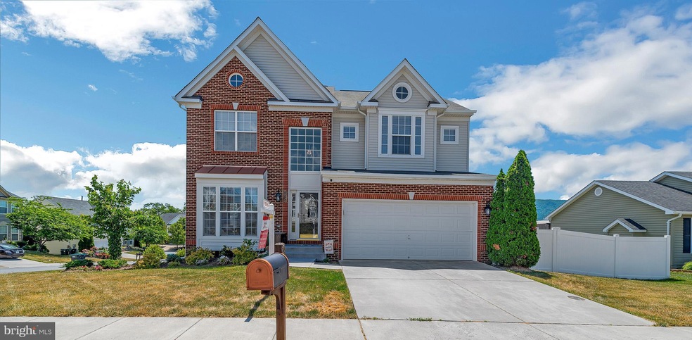 244 Aden Dr, Strasburg, VA 22657 - photo 1