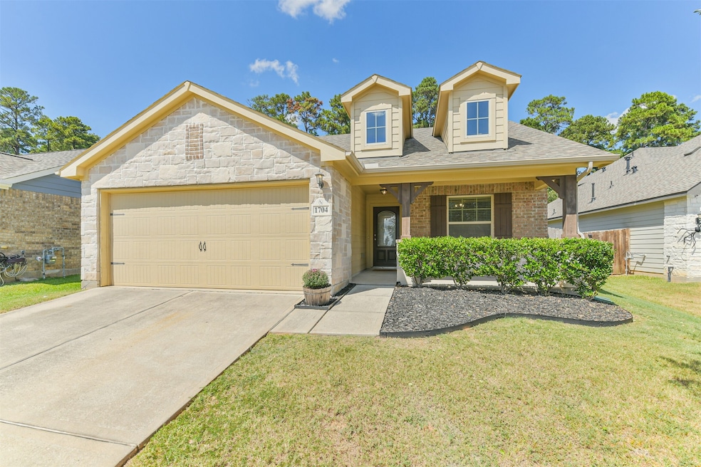 Welcome home to 1704 Wandering Hills. This home has great curb appeal!