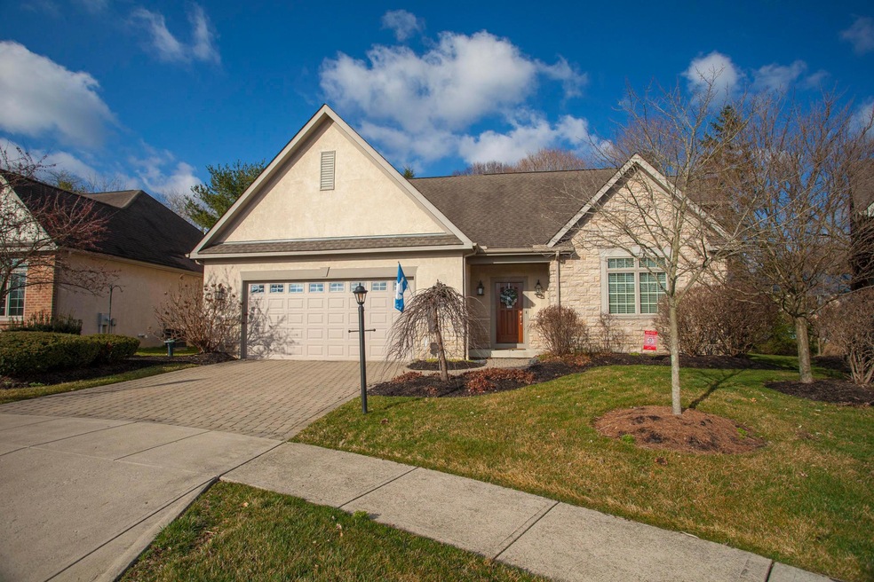 859 Maple Hill_001