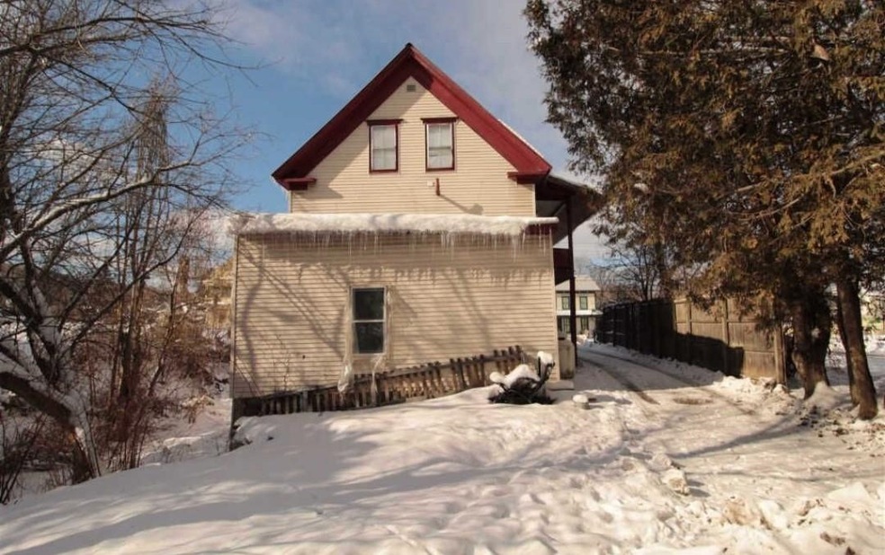 404 S Barre Rd, Barre, VT 05641 - photo 1