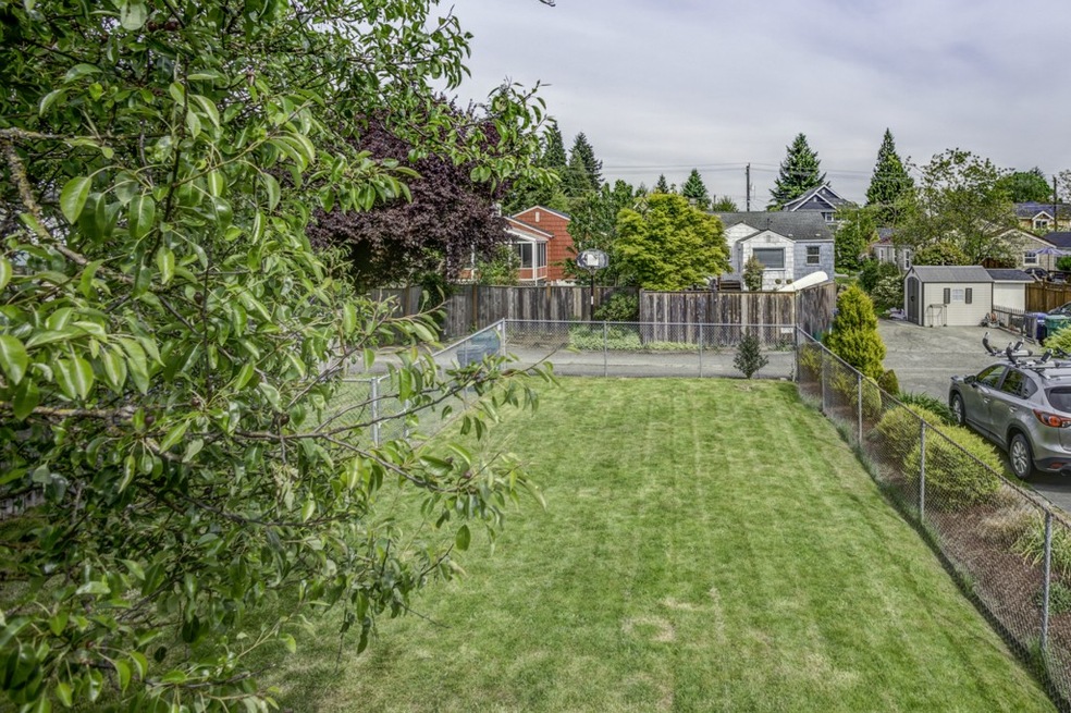 7740 30th Ave NW, Seattle, WA 98117 - photo 1