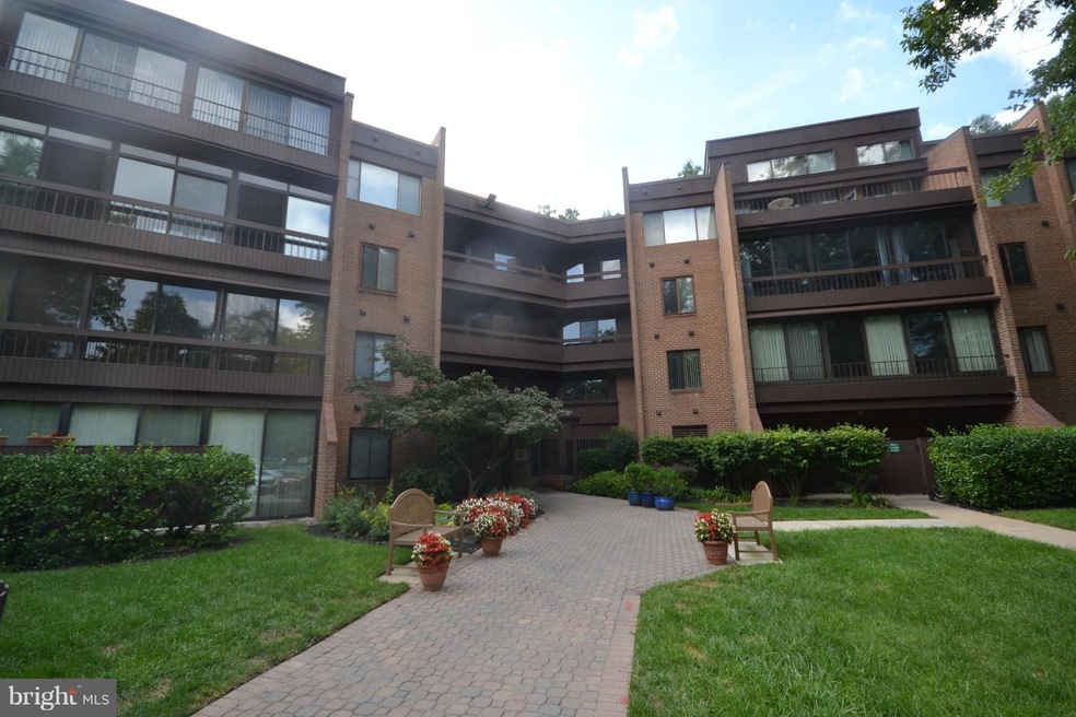 Heather Ridge unit 403, Baltimore, MD 21209 - photo 1