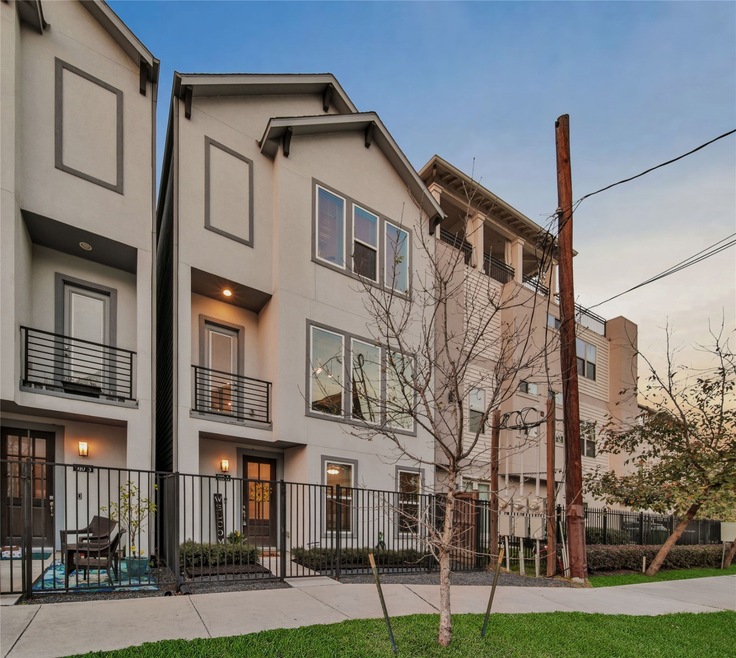 910 W 35th St unit A, Houston, TX 77018 - photo 1