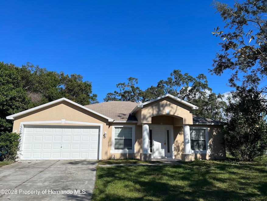 1330 Clovis Ln, Spring Hill, FL 34608 - photo 1