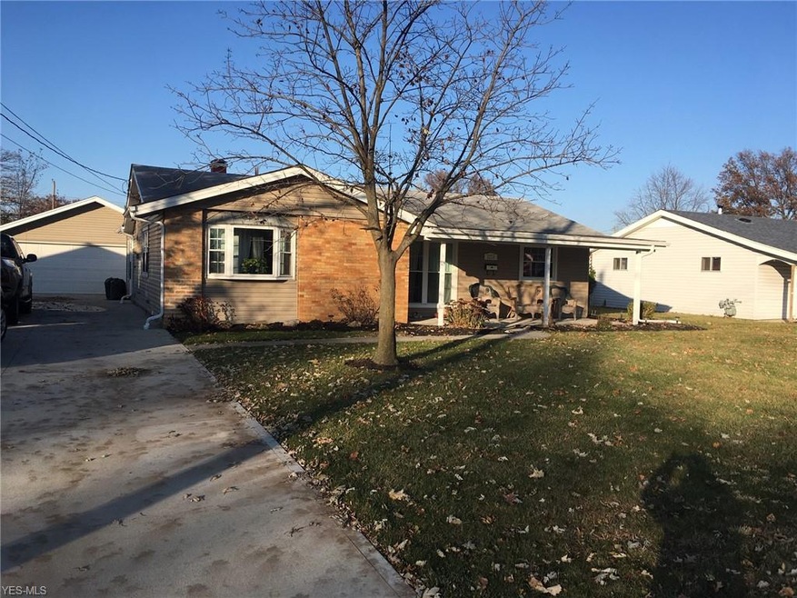 2153 E 39th St, Lorain, OH 44055 - photo 1