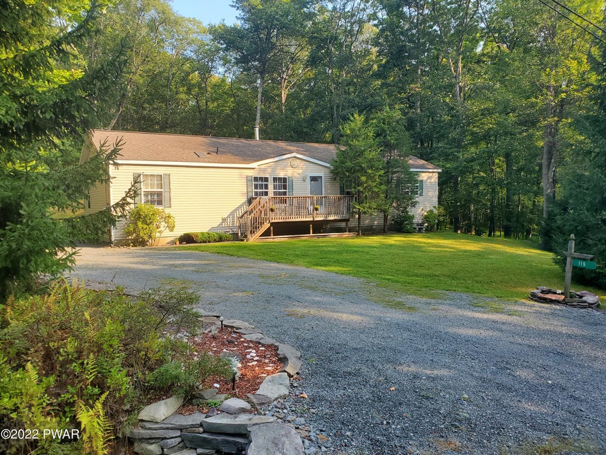 115 Lakeview Cir, Hawley, PA 18428 - photo 1