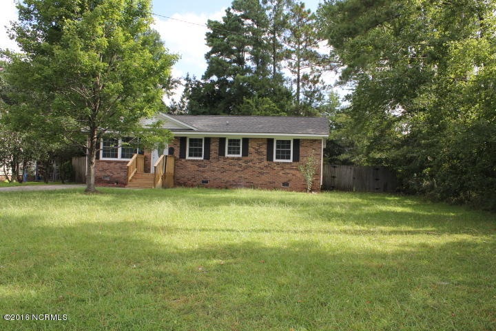 703 Lakewood Dr, Jacksonville, NC 28546 - photo 1