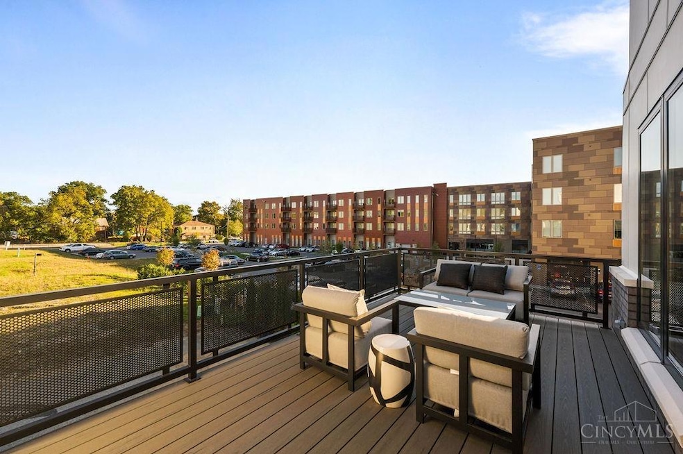 6233 Station Court Dr, Cincinnati, OH 45224 - photo 1