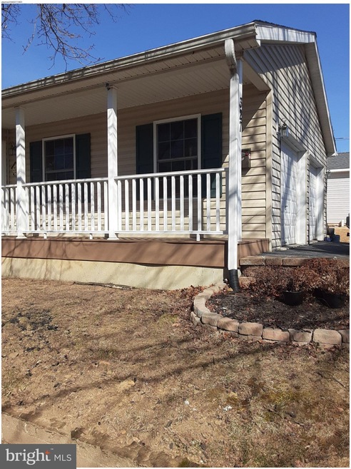 327 Pitt St, Enola, PA 17025 - photo 1