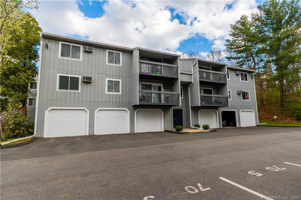 72 Buddington Rd unit 2, Groton, CT 06340 - photo 1