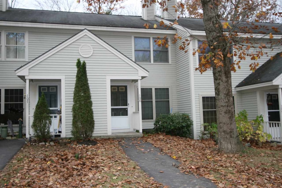 108 Woodland Green, Rochester, NH 03868 - photo 1